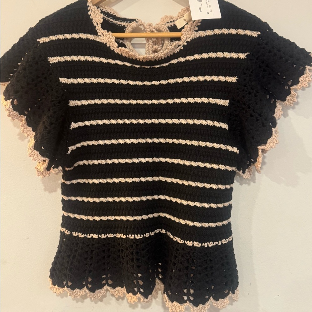 ELAN Black & Natural Striped Crochet Ruffle Sleeve Top - NWT - Picture 5 of 15